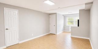 470 E Broadway Gallery 6