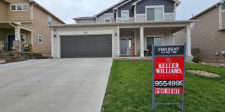 3 Bed 3 bath house in The Glen At Widefield! Gallery 1