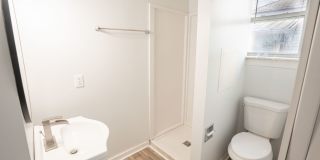 Bright Newly Remodeled 1BR House in Terre Haute Apt 2 Gallery 23