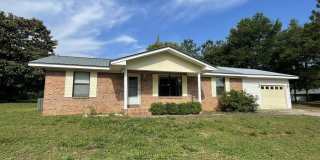 688 Roberts Drive Gallery 1