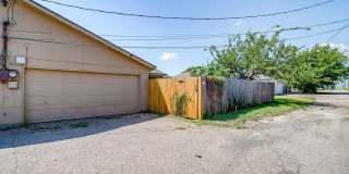1203 N Nolan River Road Gallery 20