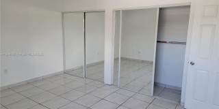 1975 NE 135th St Gallery 12