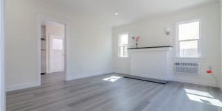 616-618 N. Alta Vista Blvd. Gallery 6