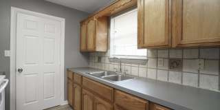 1918 Angus Street -3 Gallery 26