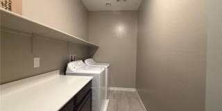 6943 Denio Island Street Gallery 24