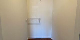 One Bedroom Garden Apartment Gallery 8