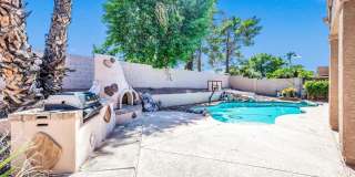 875 W Aloe Place Gallery 14