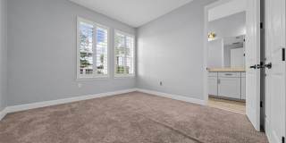 2038 Grove Dr Gallery 13