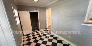252 East Edwin Circle Gallery 7
