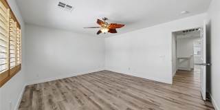 7553 TREASURE CHEST Street Gallery 21