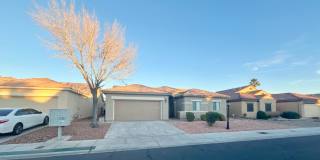2470 sq ft, remodeled single story, hard to find 5 bed, 2.5 bath, 2 car garage in guard gated Stallion Mountain. Gallery 3