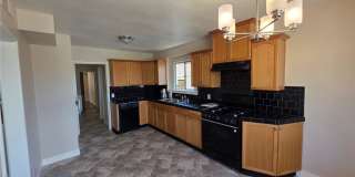 6034 S Kings Gallery 8