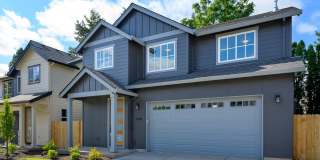 Beautiful 3 Bedroom, 2.5 Bath House in Newberg Gallery 1