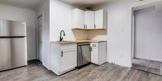 955 E Warrington - Fully Renovated Units in Pittsburgh's Coolest Neighborhood! Gallery 4