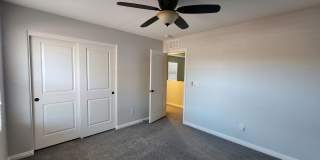 Beautifully renovated, cul-de-sac, Mesa Park adjacent home in Summerlin. Gallery 52