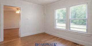 Beautiful 4 Bed 2 Bath SLC home! Gallery 4