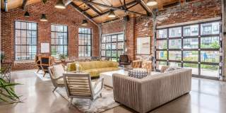 Station 324 Gallery 3