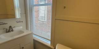 Spacious 3 bedroom uptown, Harrisburg Gallery 14
