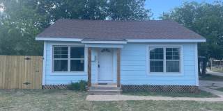 2 BED 1 BATH! Gallery 1