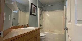 2 bedroom Maple Valley Home Gallery 18