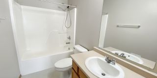 1333 Toole Avenue Gallery 9