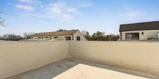 5015 Grayton Alley Gallery 66