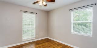 4 bedroom home in Cordova Park Gallery 16