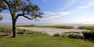 Furnished Two-Bedroom Coastal Condo | North End of Hilton Head Gallery 7