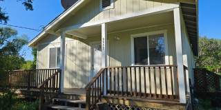 Park like setting Lower Lake Gallery 1