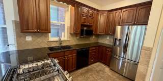 1350 N LEAVITT Street Gallery 2