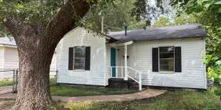 Adorable 2 bedroom/1 bath home Gallery 1
