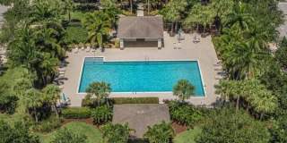 2036 SE Avon Park Drive Gallery 11