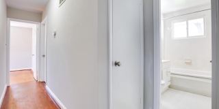 502 N MANSFIELD Street N Gallery 17