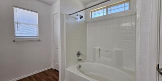SECTION 8 ACCEPTED - BRAND NEW FLOORING - AVAILABLE & MOVE-IN READY! Gallery 20