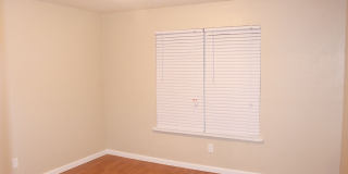 2/2 Duplex Convenient to TCC and FSU Gallery 10