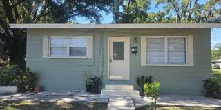 Two bedroom one bath home Gallery 1