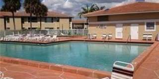 918 Twin Lakes Dr Gallery 1