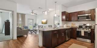 Crenshaw Grand Apartments Gallery 4