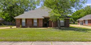417 Madison Oaks Drive Gallery 1