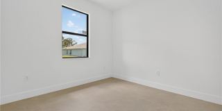 208 PEMBROKE ST Gallery 15