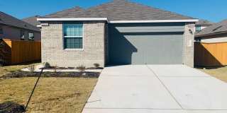 4 Bed 2 Bath in Jarrell, TX Gallery 1