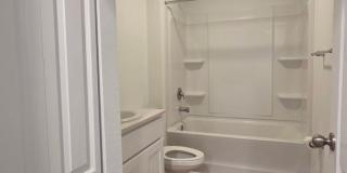 Beautiful 4 Bedroom in desirable Grand Reserve Community Gallery 10