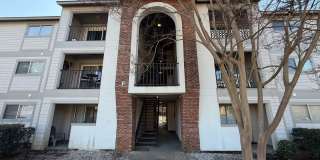 Court Square Condo Unit F-204 Gallery 1