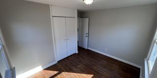 811 E 15th Avenue Gallery 13