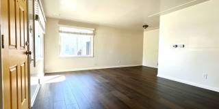Spacious 4BR House in Edgewater Gallery 12
