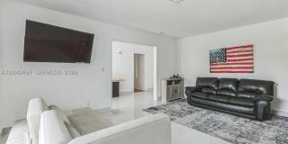 633 N Crescent Dr Gallery 13