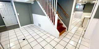 Very Unique 5 Bedroom Home on Large Lot Gallery 58