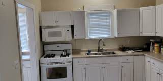 Charming 2-Bedroom House Near Downtown Oak Harbor Gallery 11