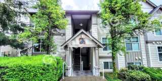 Welcome Home to Your Dream Condo in Issaquah Ridge! Gallery 1