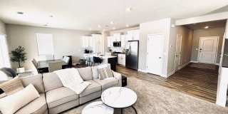 Beautiful and Spacious 4 Bedroom Home / New Construction! Gallery 6